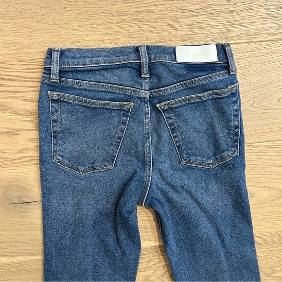 Redone 90’s Mid Rise Ankle Crop Jeans In Worn Vintage - Picture 10 of 11